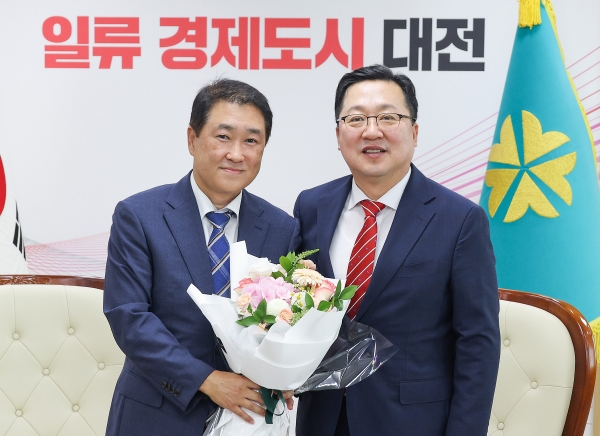 대전시는 16일 박연병(50세) 개인정보보호위원회 기획조정관을 신임 기획조정실장으로 임명했다고 밝혔다.