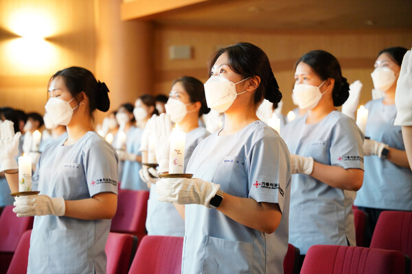 가톨릭꽃동네대학교(총장 이종서) 간호학과가 제63회 간호사 국가시험에 42명이 응시해 전원 합격했다.