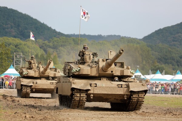 지난해, 군문화엑스포 기간동안 탱크 기동하는 모습.