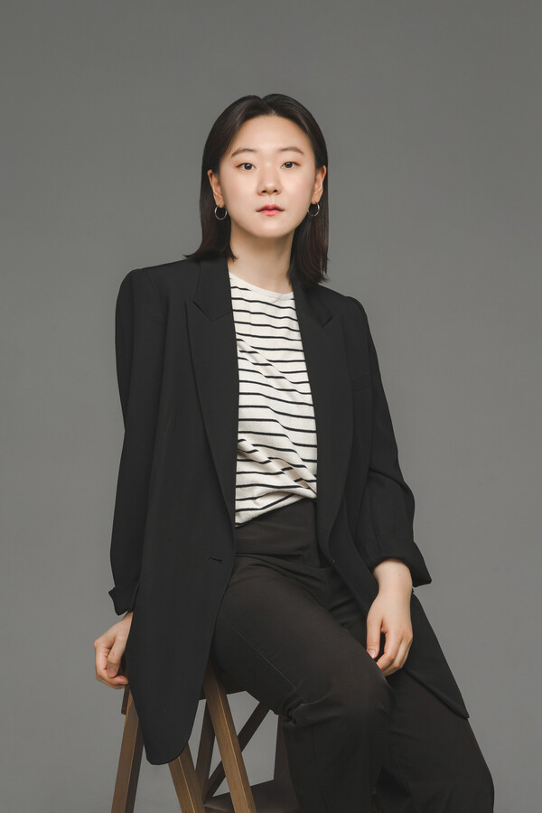 청주시한국공예관 공예스튜디오에 입주하고 있는 인영혜 작가가 유럽 최대 공예 박람회에서 ‘메종&오브제 파리(Maison&Objet Paris) - 2025 라이징 탤런트 어워즈를 수상한다.