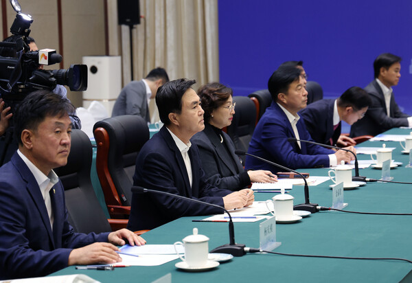 충남도가 중국 허베이성과 탄소중립 등 글로벌 어젠다에 공동 대응해 나아가기로 했다.