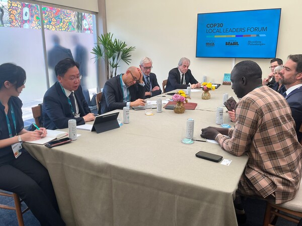 9일 도에 따르면 김태흠 지사를 대신해 김영명 환경산림국장이 지난 1일부터 8일까지 언더2연합 아시아·태평양 의장으로서 브라질 리우데자네이루에서 열린 COP30 지역 리더 포럼(COP30 Local Leaders Forum)에 참가했다.